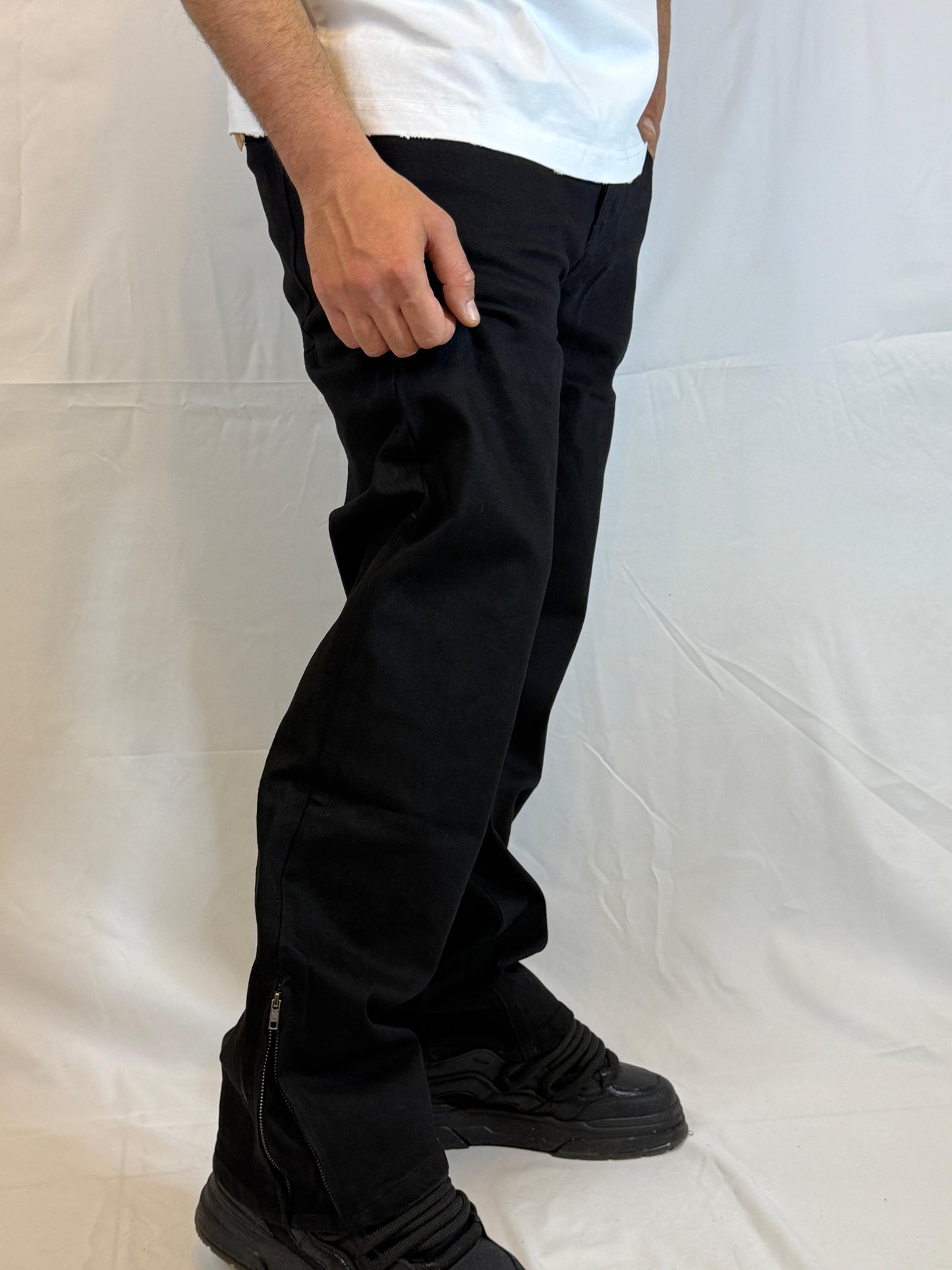 JEANS CON ZIP